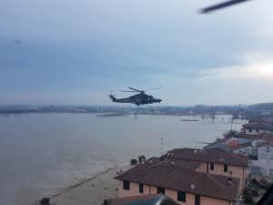 20171212_EmergenzaMaltempoSoccorsoAeronauticaMilitare_HH139