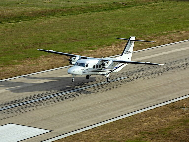 Cessna SkyCourier ottiene la certificazione FAA per la nuova opzione Combi
