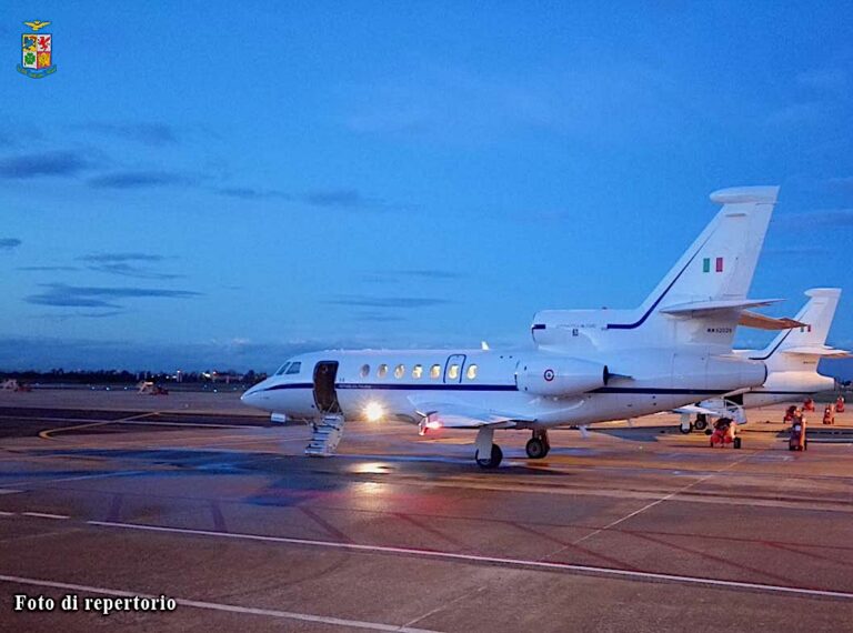 Aeronautica Militare: bimba di soli 3 giorni di vita trasportata d’urgenza da velivolo del 31° Stormo